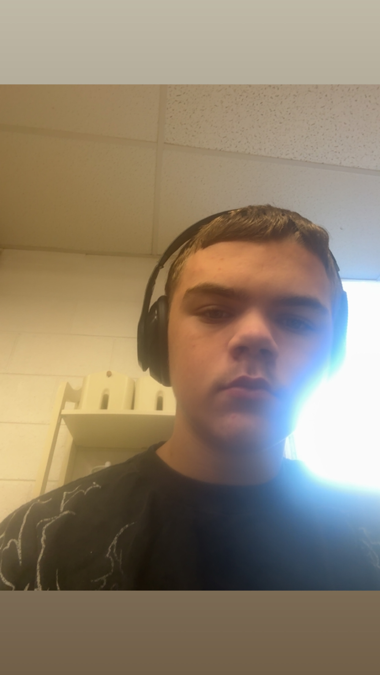 Please Support Back Need help please | Looksmax.org - Men's Self-Improvement & Aesthetics