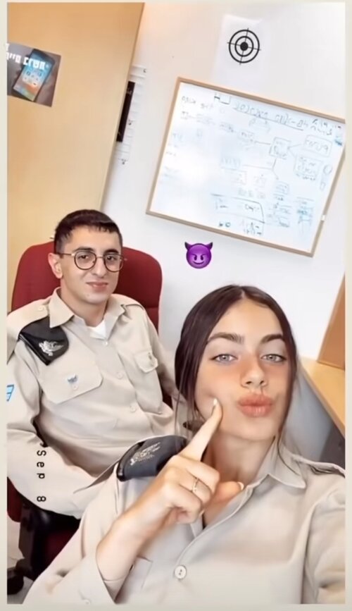 Screenshot_2026-10-03-04-35-50-420_com.zhiliaoapp.musically-edit.jpg