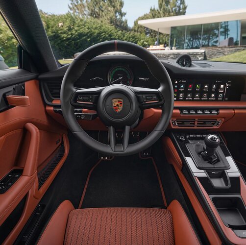 2024-porsche-911-st-interior-109-64c9291fda681.jpg